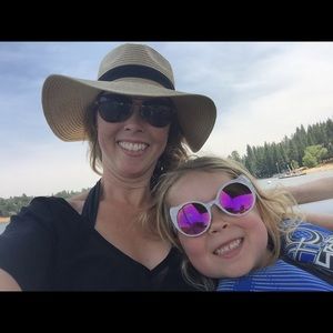 Meet your Posher, Rachel